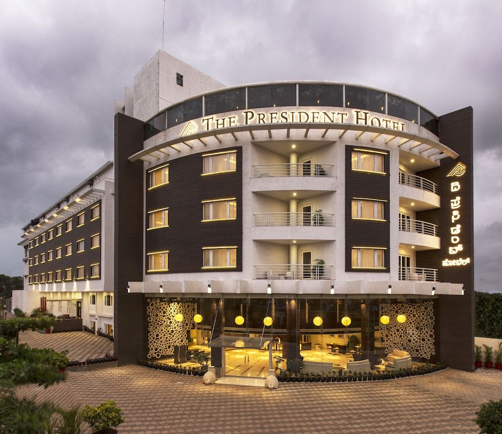The President Hotel 4 estrellas en Hubli