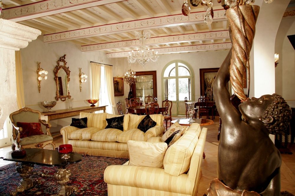 Relais Tenuta del Gallo 2