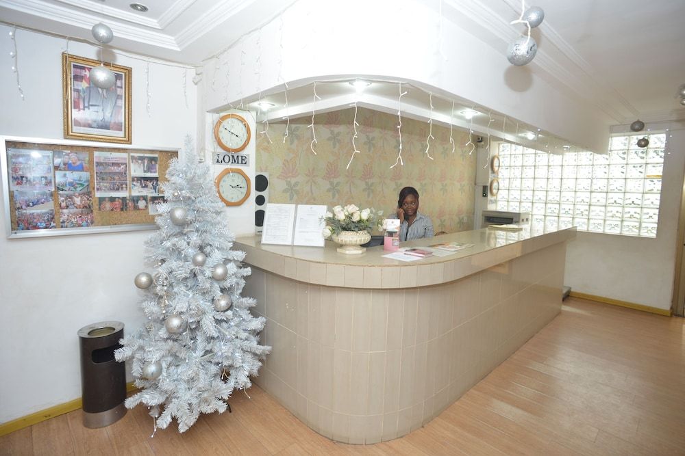 Jess Hotel 2