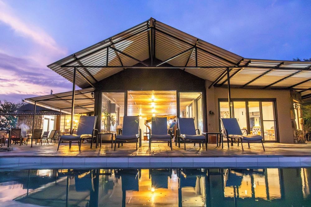 Aloegrove Safari Lodge -1 étoiles à Otjiwarongo