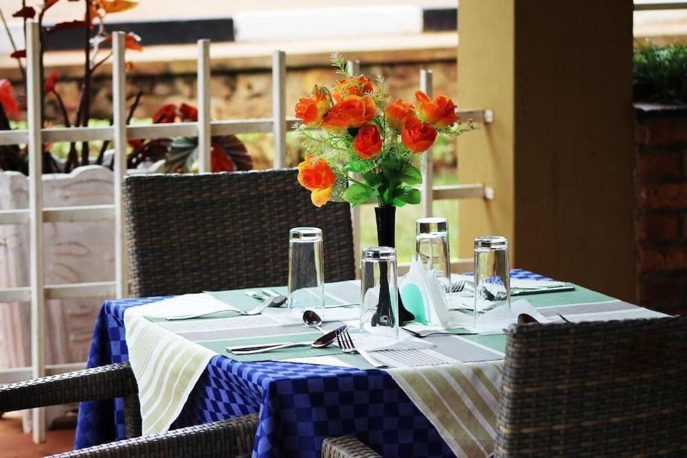 DEREVA HOTEL RWAMAGANA LTD -1 estrellas en Rwamagana