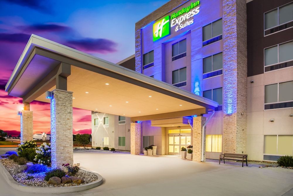 Holiday Inn Express & Suites Litchfield West by IHG -1 estrelas em Litchfield