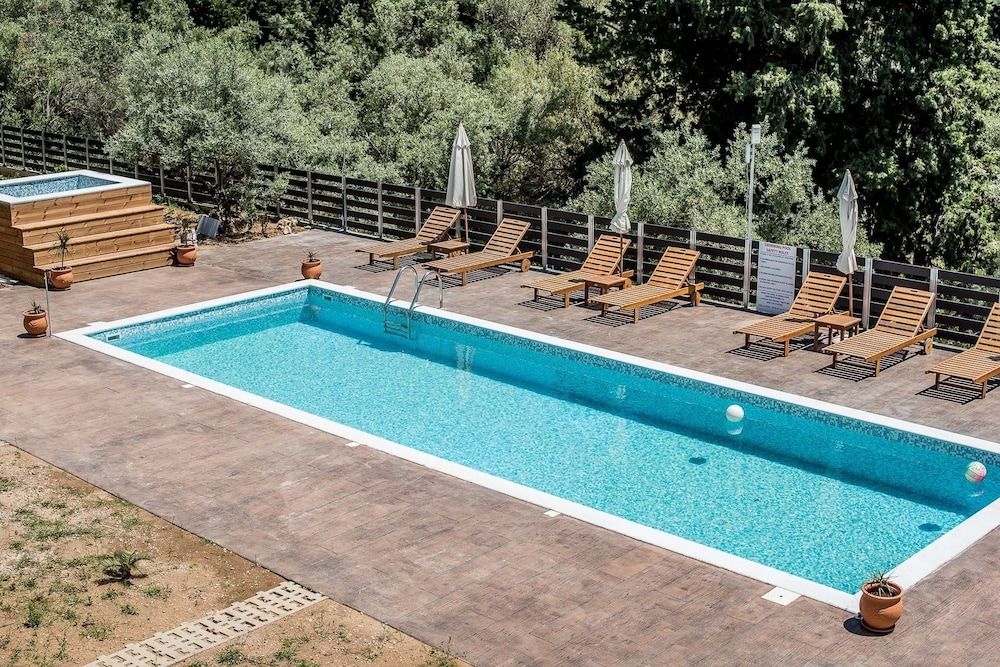 Golden Sun Villas -1 estrellas en Nydri