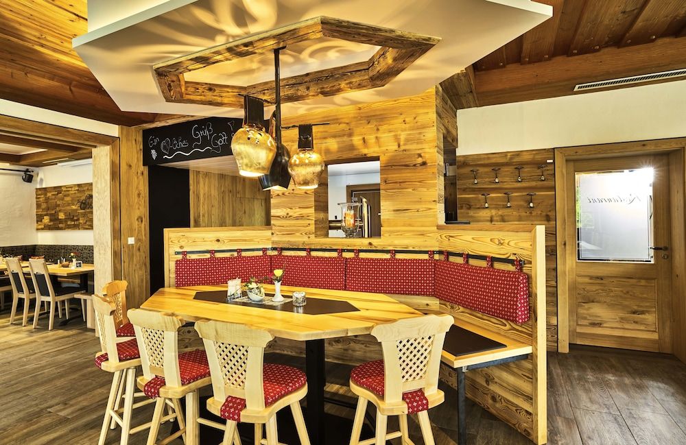 Landhotel und Gasthof Schmalhofer 2