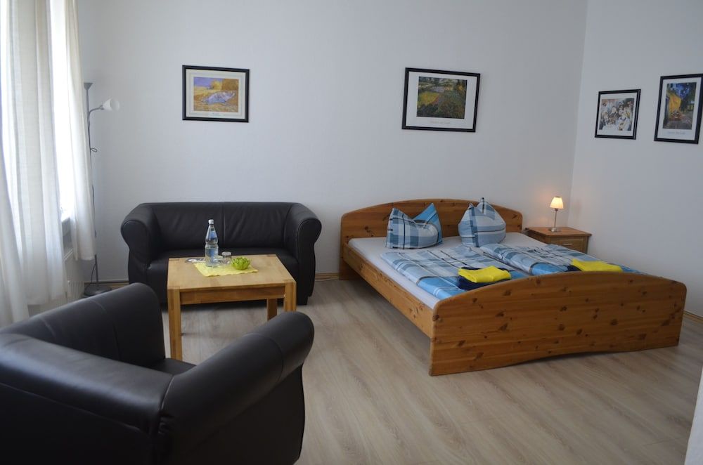 Apartment-Hotel 2