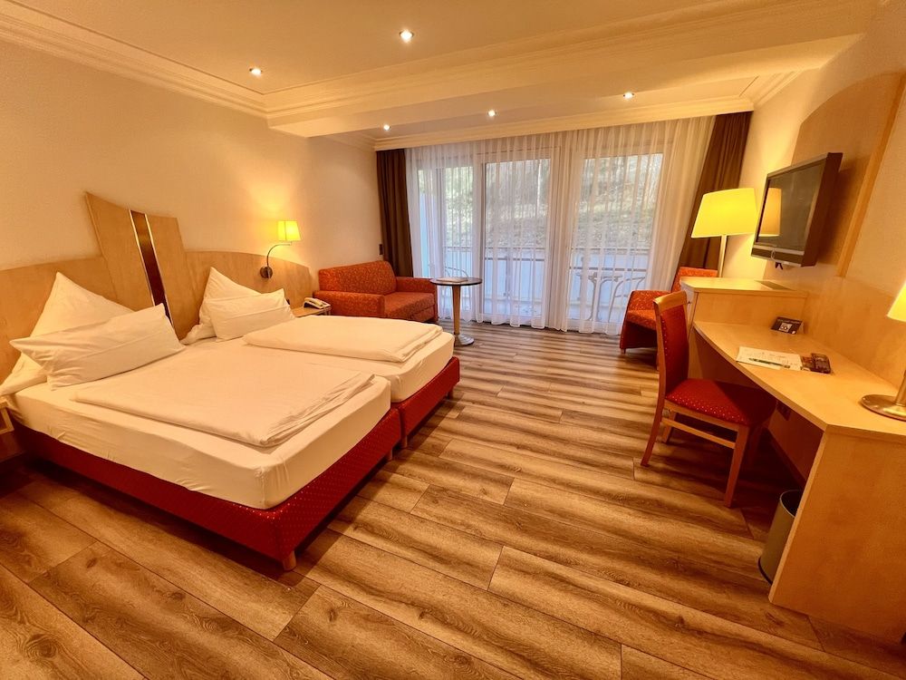 Landhotel Heimathenhof 3