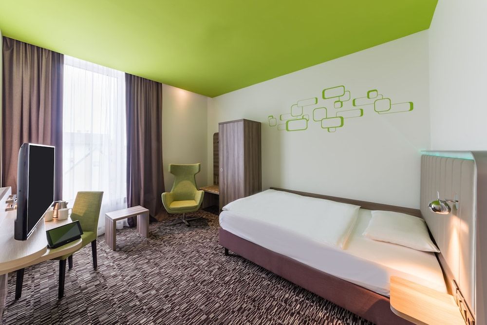Park Inn by Radisson Neumarkt 3