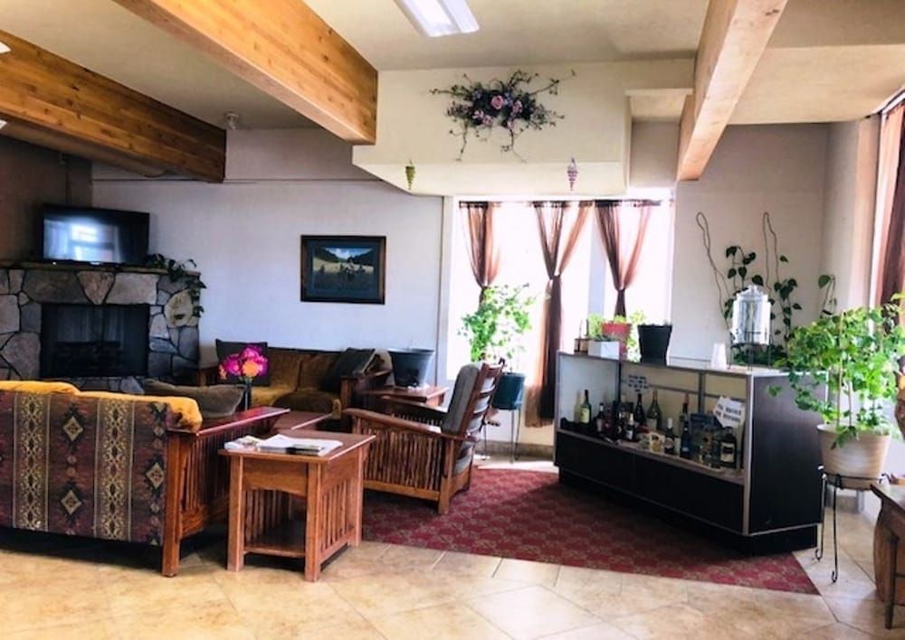 Super 8 by Wyndham Newcastle 3