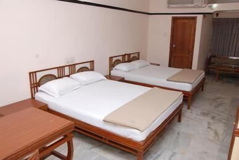 Amogha International Hotel 3