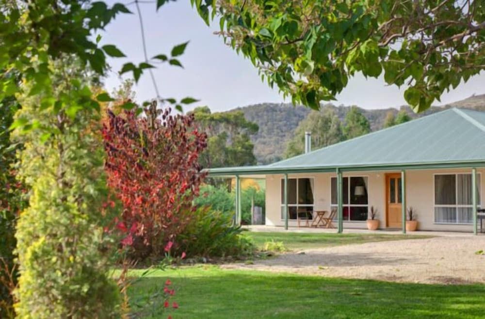 Brookfield Guesthouse -1 estrellas en Myrrhee