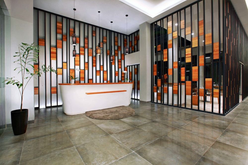 Harper Purwakarta by ASTON 3