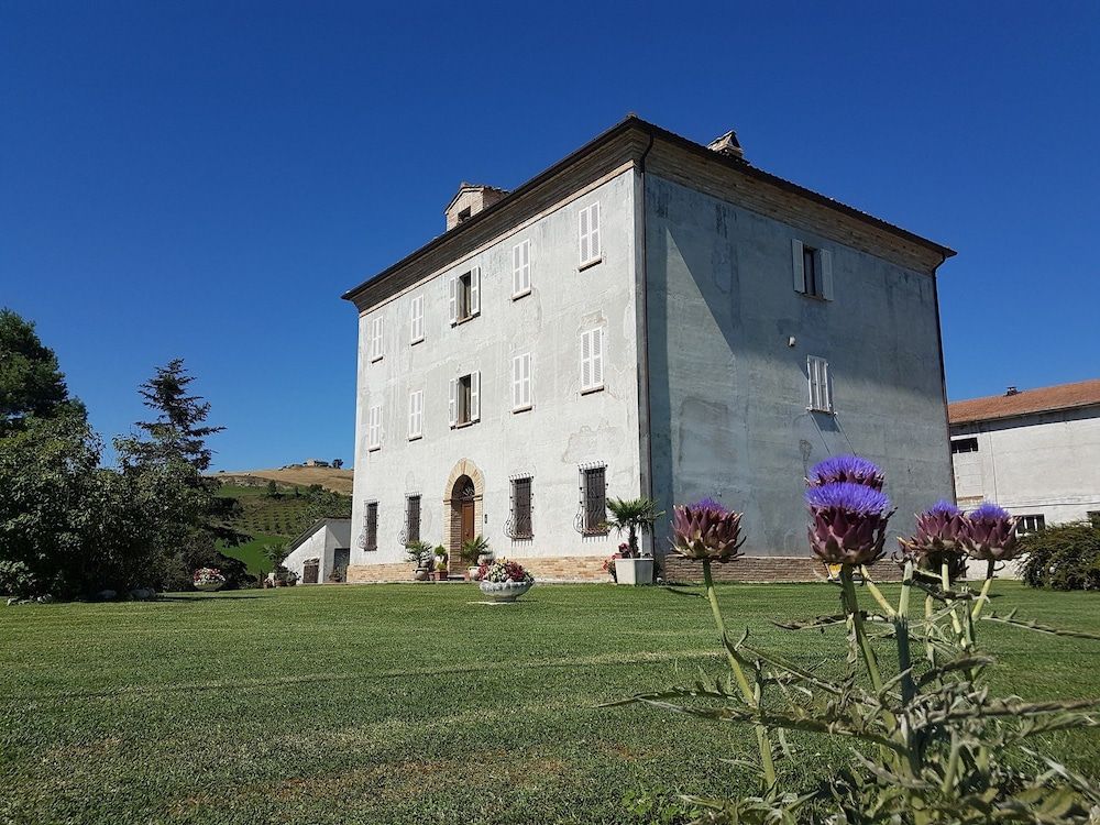 B&B Antica Fonte del Latte -1 estrellas en Santa Vittoria in Matenano