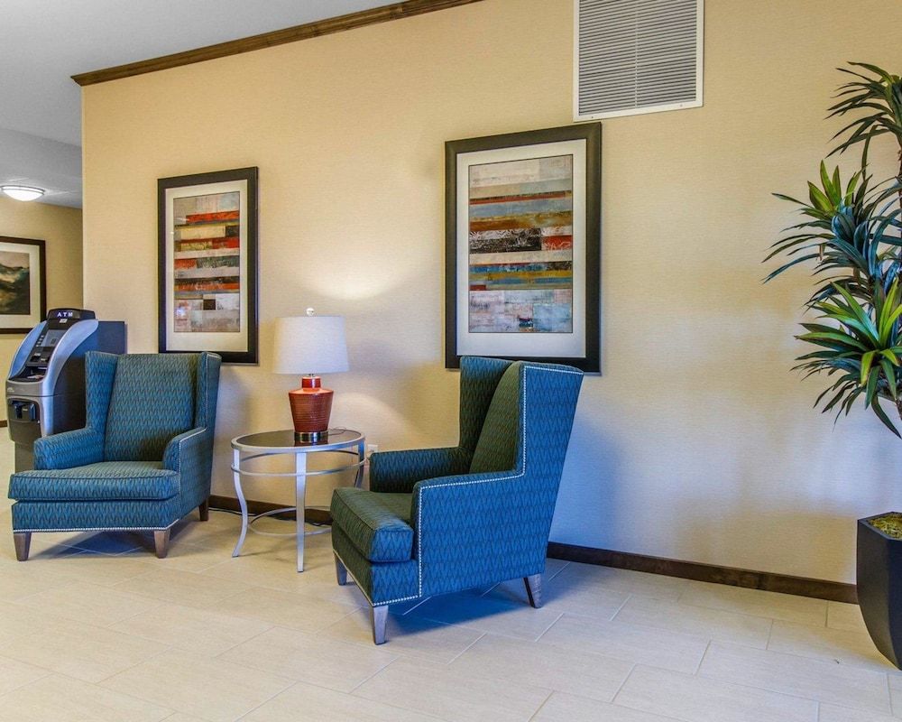 MainStay Suites Watford City - Event Center 2