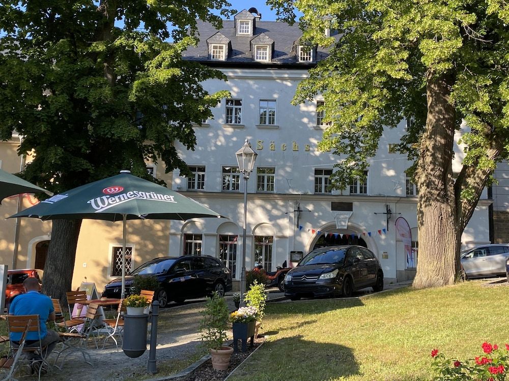 Hotel Sächsischer Hof -1 estrellas en Scheibenberg