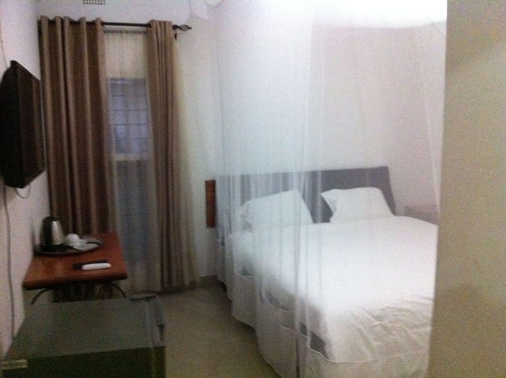 Kuku Royal Lodge 2