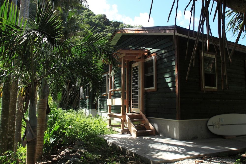 Shanti Bungalow 2 estrellas en Ogasawara