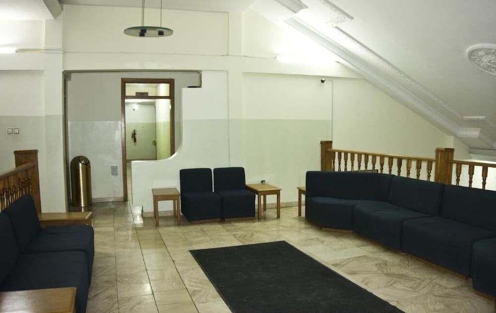 Sam's Cottage 2