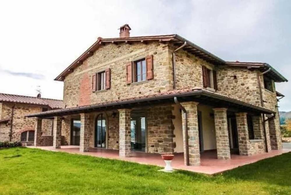 Agriturismo Quata Tuscany Country House -1 estrellas en Borgo alla Collina
