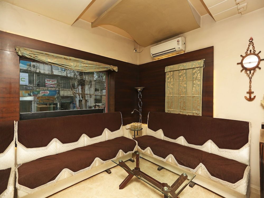 OYO 1671 Hotel Sundaram 2