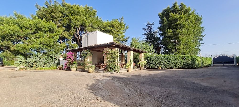 Gli Allori - Fuga dalla Città -1 estrelas em Leverano