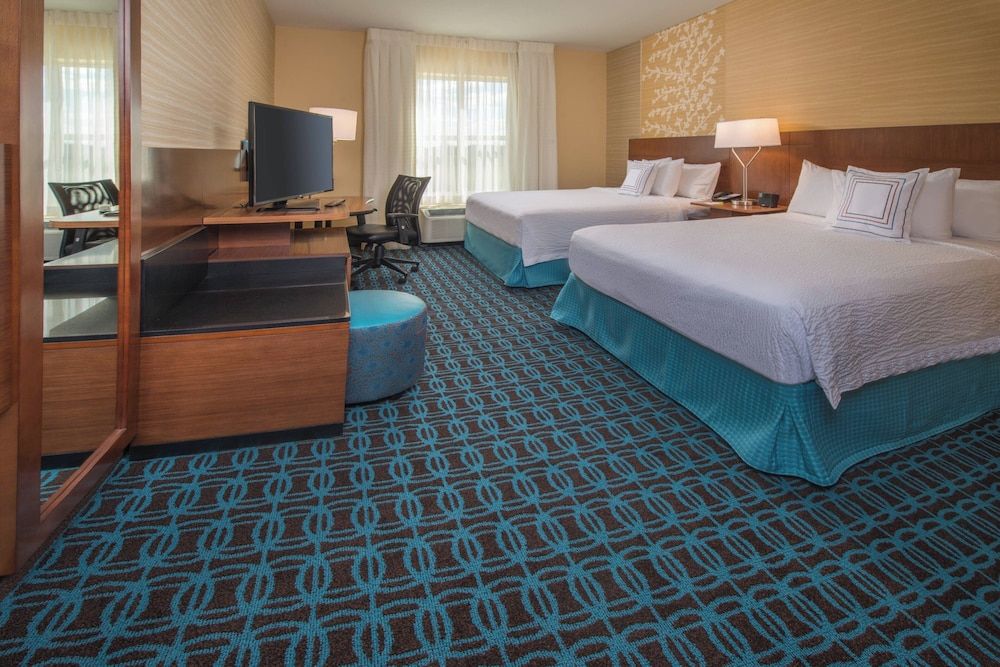 Fairfield Inn & Suites by Marriott Easton 3