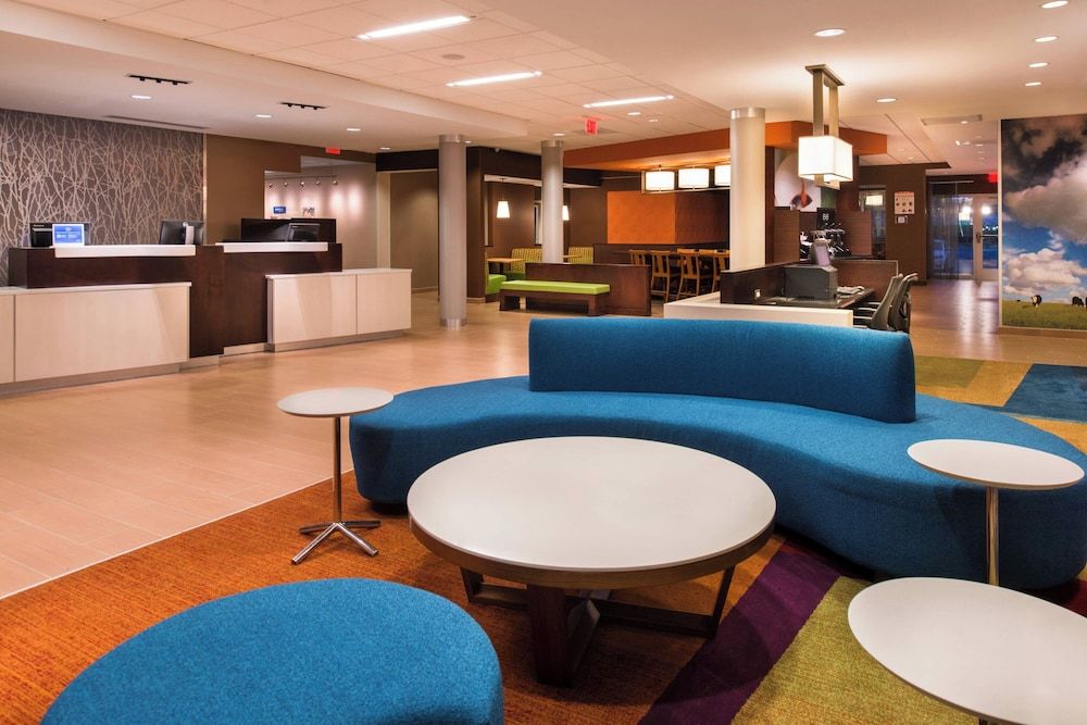 Fairfield Inn & Suites Utica 3