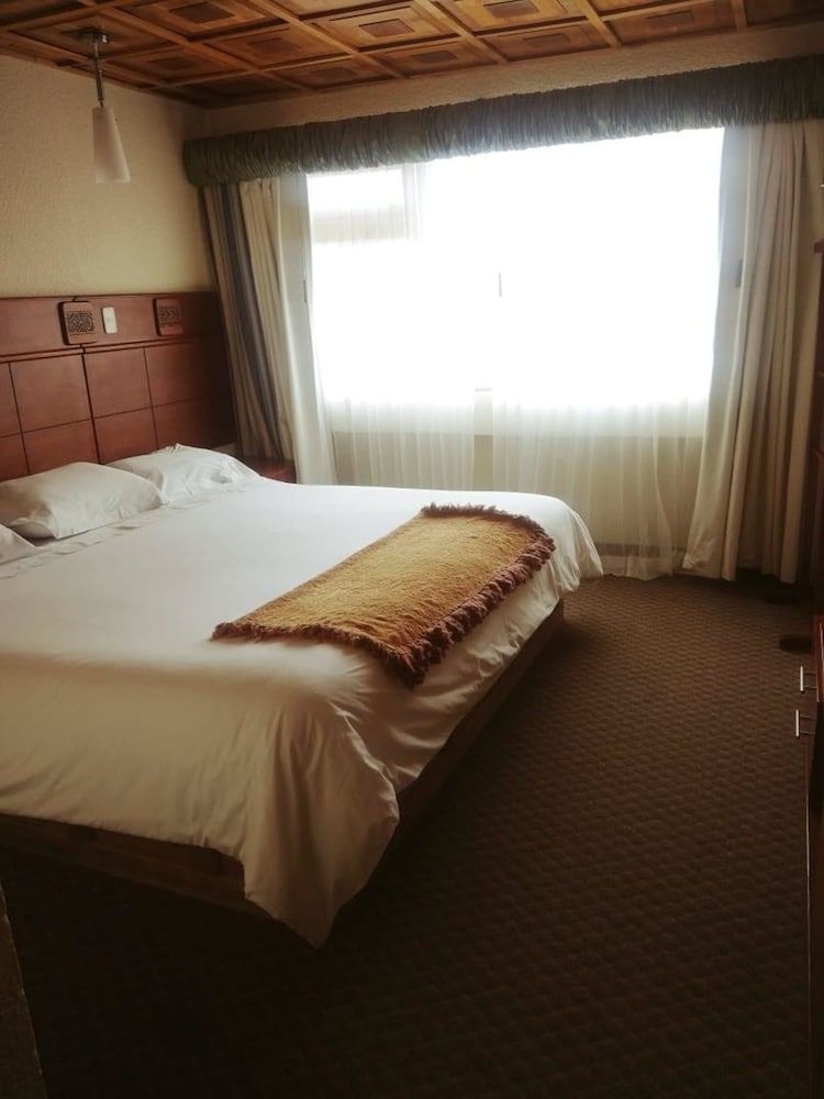 Hotel Zeus -1 estrellas en Riobamba