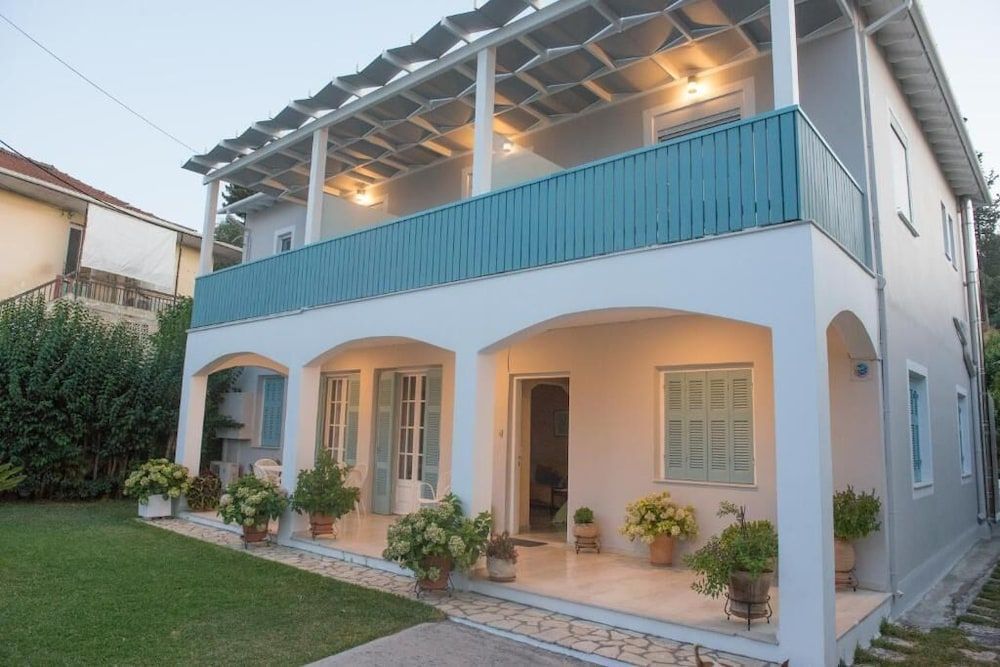 Tsonas apartments -1 estrellas en Ligia