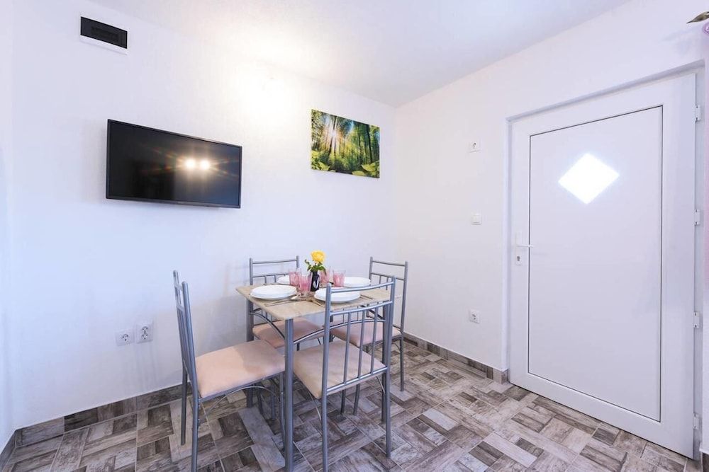 Apartments Sea Star Ivana 2