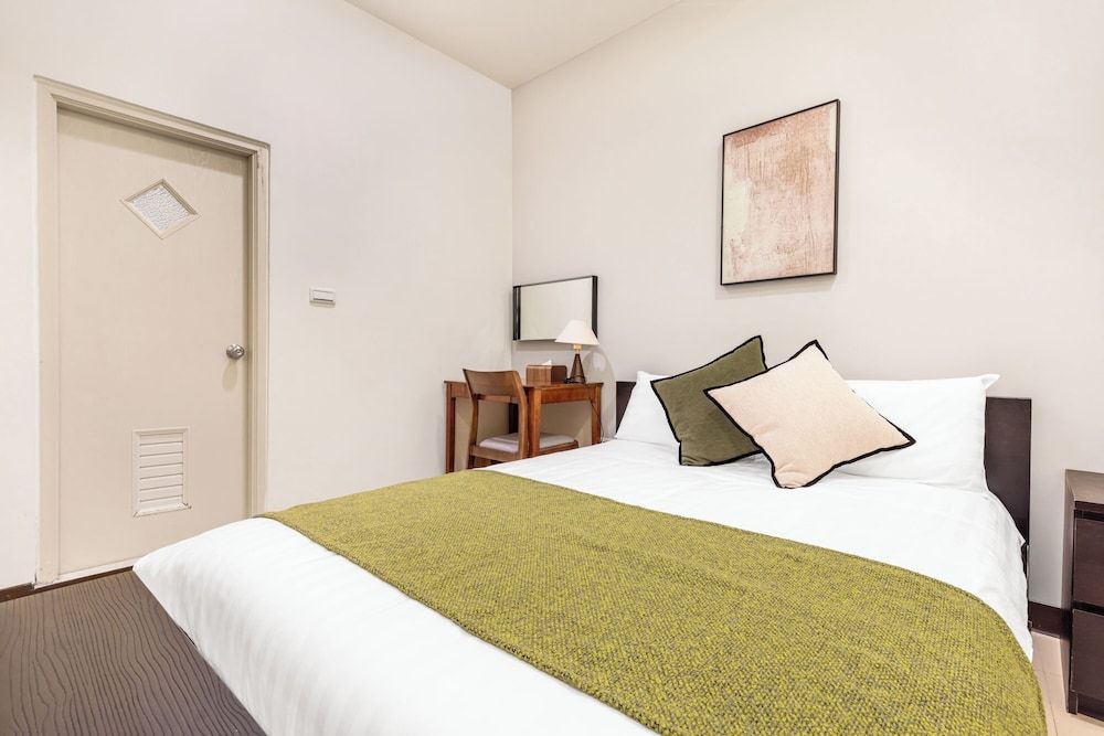 Harmony Easy Stay 3
