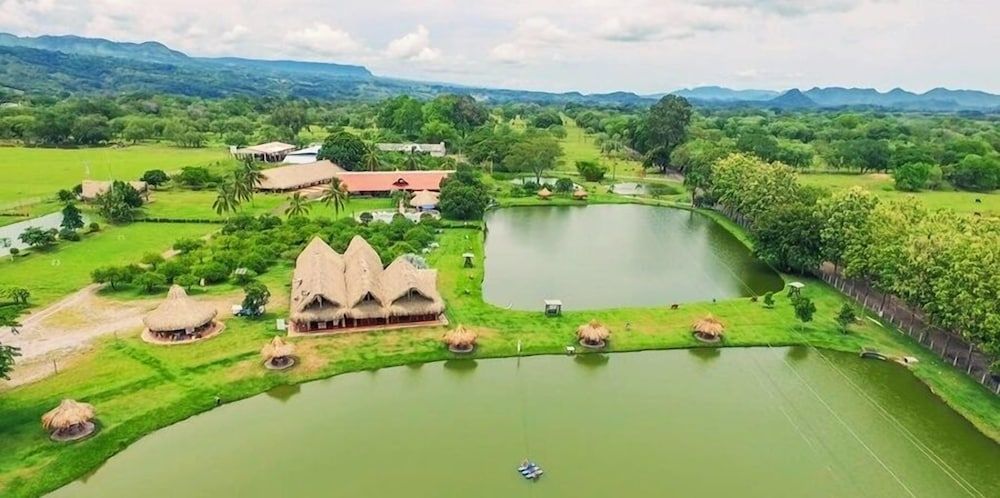 Hotel Brisas la Gaviota Mariquita-Tolima 2
