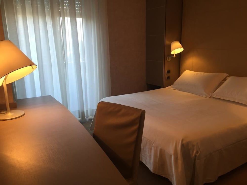 Hotel Ristorante Gama 3 estrellas en Melzo