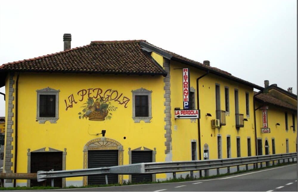 La Pergola -1 estrellas en Zibido San Giacomo