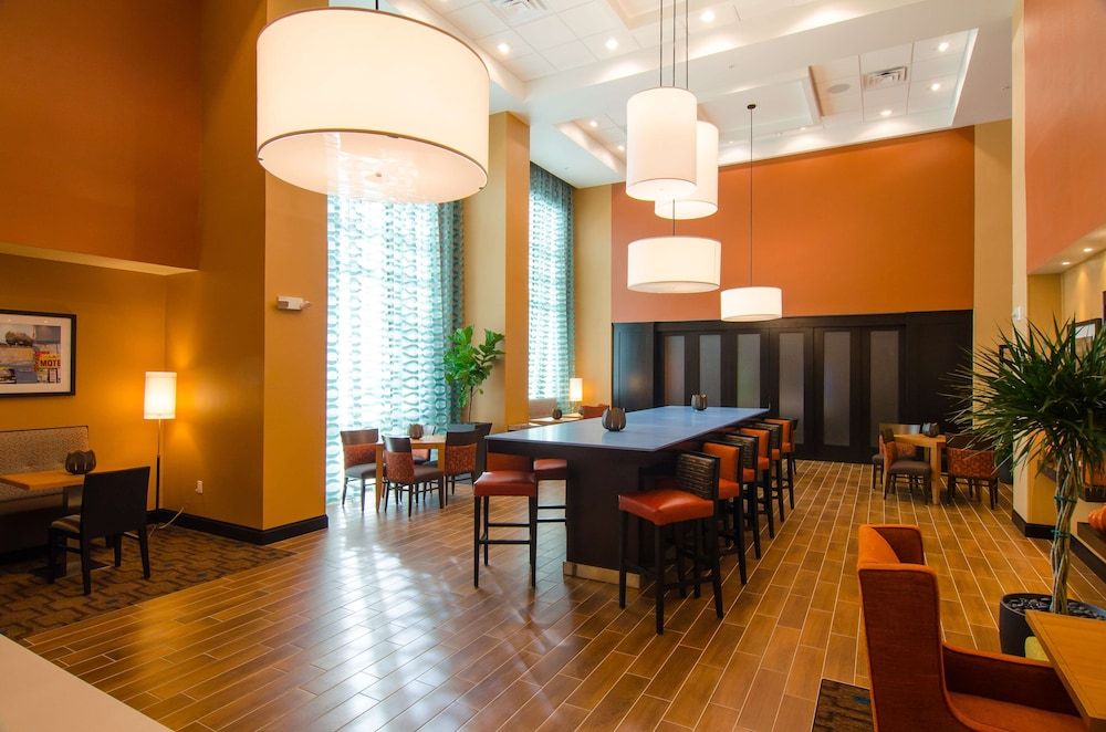 Hampton Inn & Suites Huntsville 3