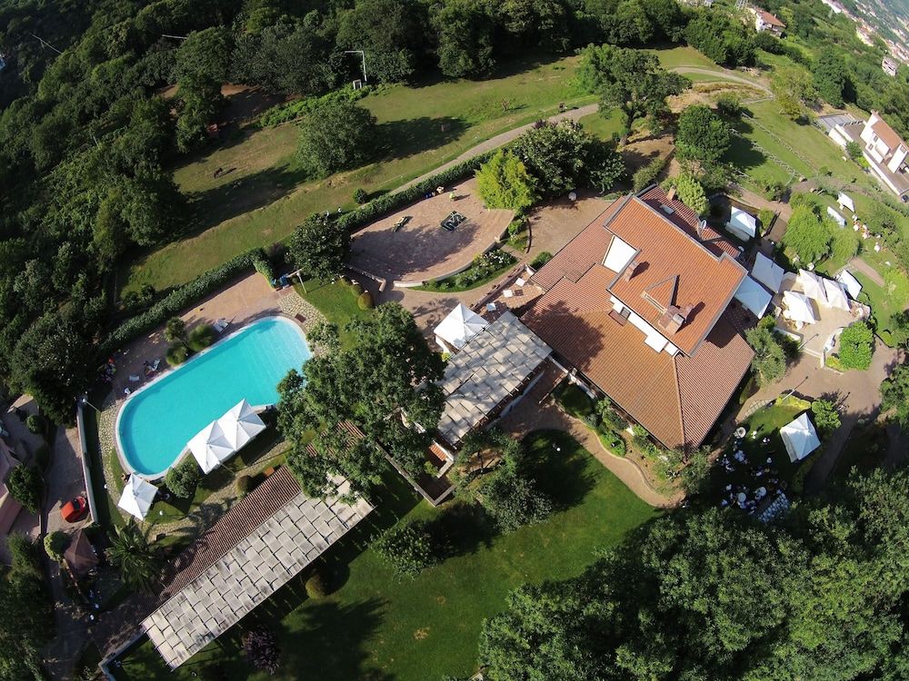 Villapiana Country Resort -1 estrellas en Pellezzano