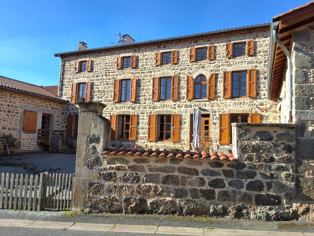 L'Auberge de la Source -1 estrellas en La Valla