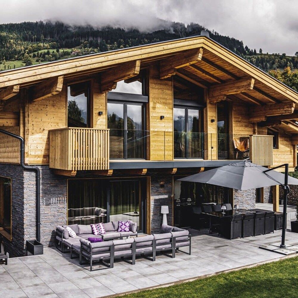 Chalet Amadeus - Designer Luxury Chalet for 14 2