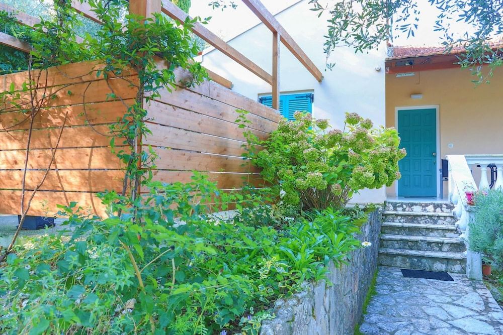 Villa Kiki in Corfu With 2 Bedrooms and 1 Bathrooms -1 estrellas en Agios Spyridon Corfu