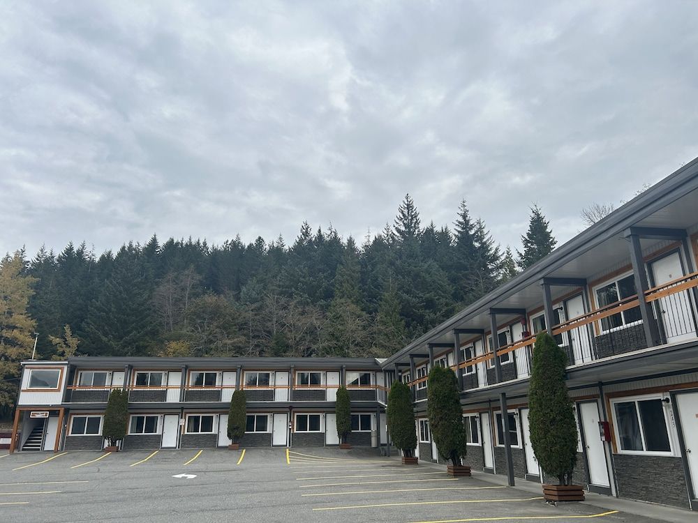 Chalet Inn -1 estrellas en Kitimat