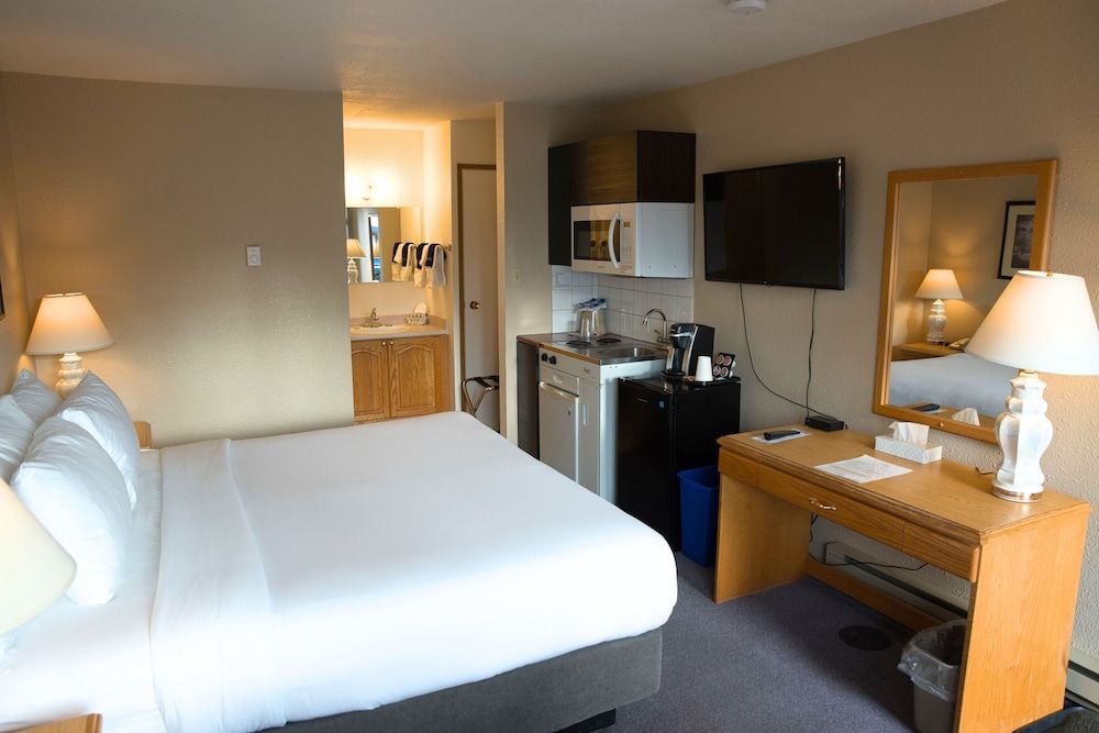 Chalet Inn 2