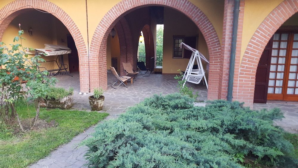 Allevamento B&B -1 estrellas en Pozzolgroppo