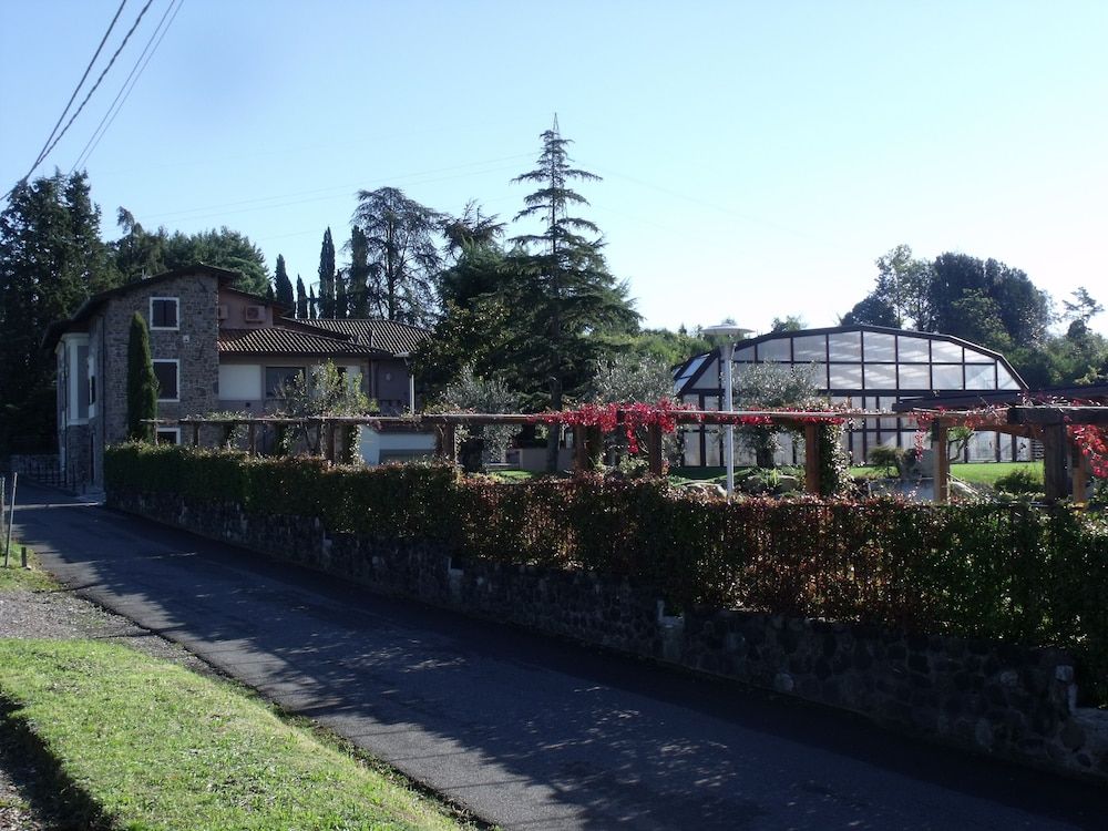 Agriturismo Podere Montese -1 estrellas en Villafranca in Lunigiana