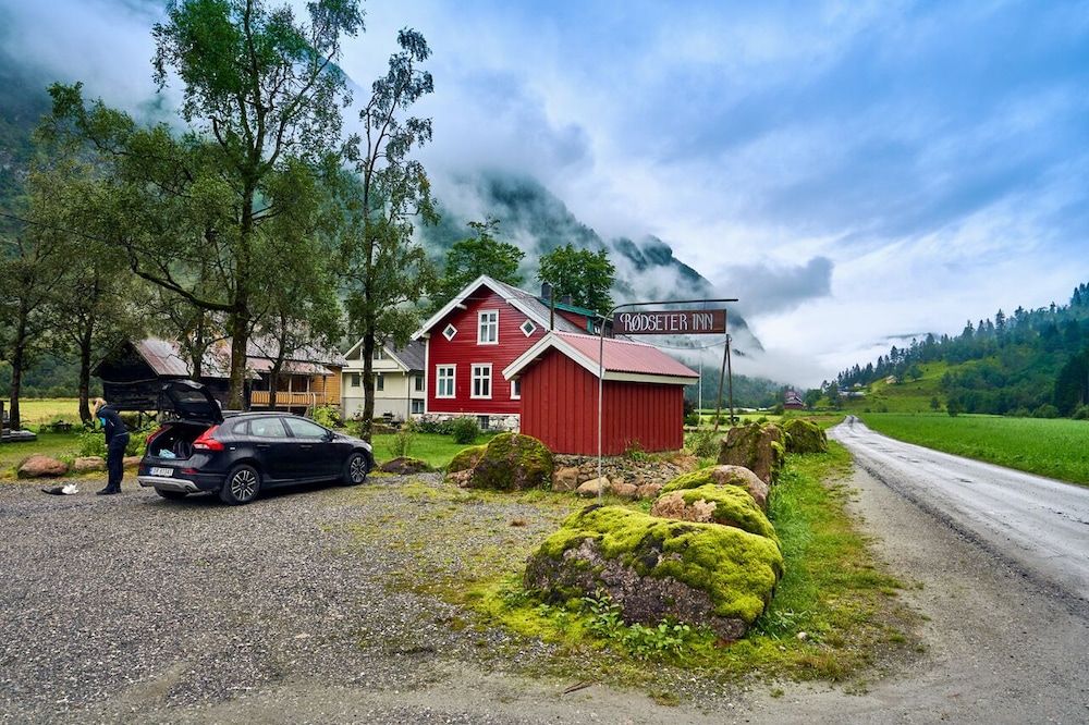Rødseter Inn -1 estrellas en Fjærland