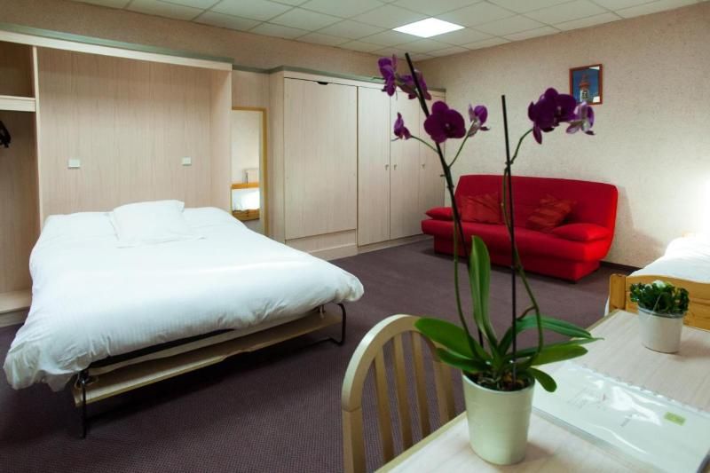 Logis Hotel le Commerce Guichen 3