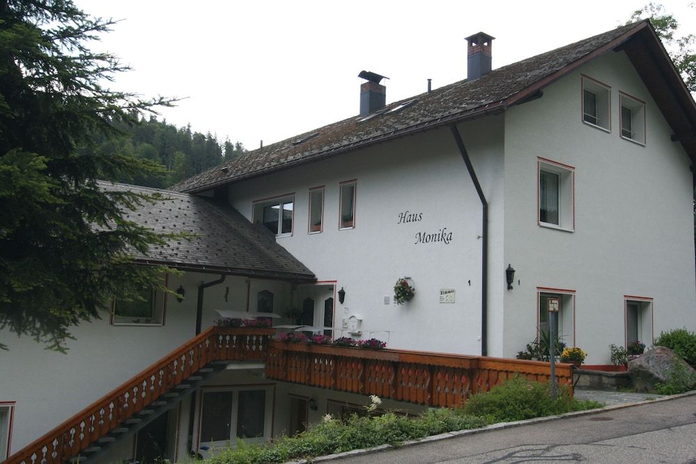 Haus Monika -1 étoiles à Todtmoos