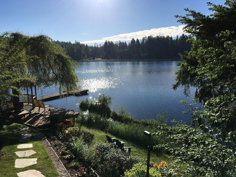 Cottage Lake Bed and Breakfast -1 estrellas en Woodinville