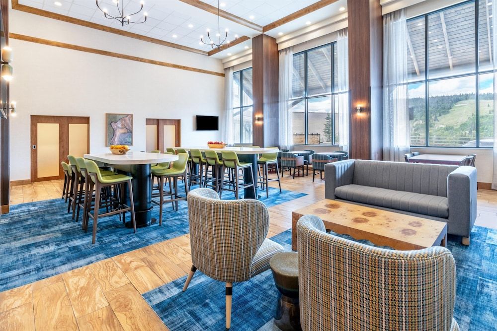 Hampton Inn & Suites Silverthorne 2