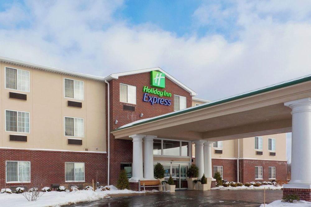 Holiday Inn Express Hotel & Suites Ashtabula-Geneva by IHG 2 estrellas en Austinburg