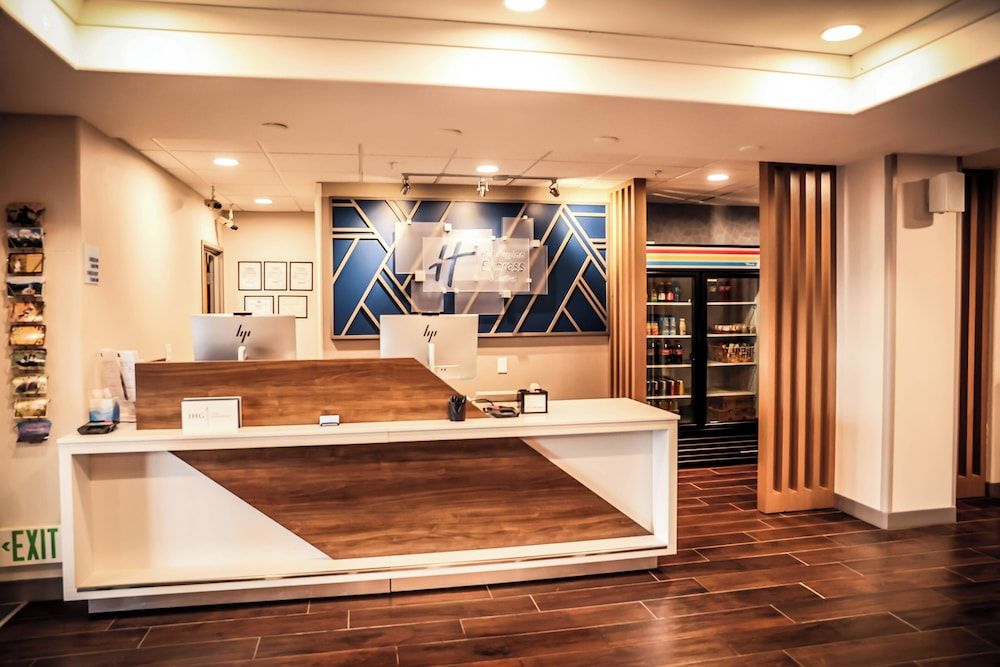 Holiday Inn Express Hotel & Suites Douglas by IHG 2