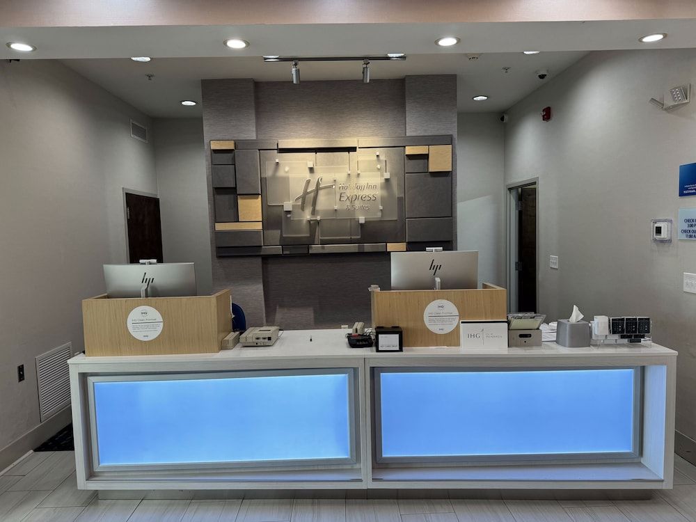 Holiday Inn Express Hotel & Suites Malvern by IHG 2
